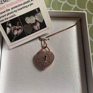 Things Remembered Heart Locket